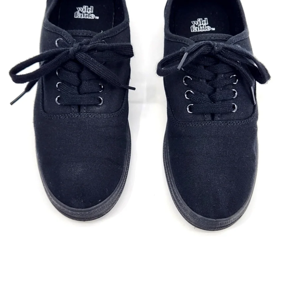 Wild Fable Black Canvas Lace Up Sneakers Shoes Womens Size 7
